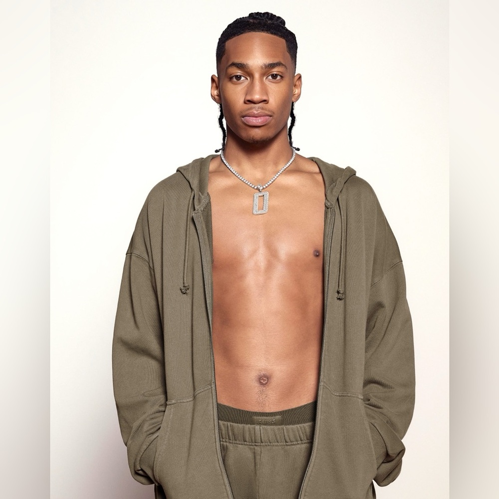 NWT SKIMS terry fleece relaxed zip up. • military • 4x
